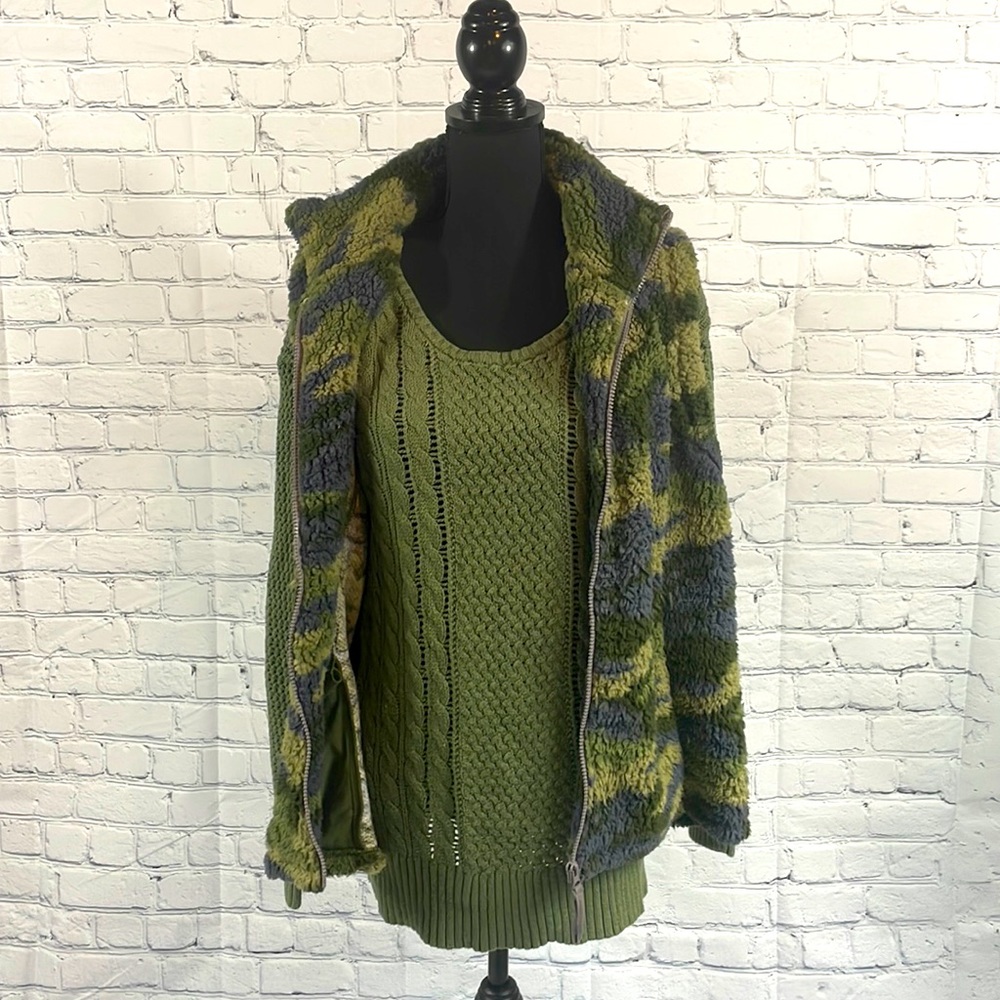Knit sweater & Sherpa vest combo.